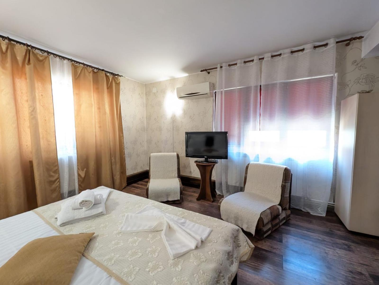 Casa Helen House, Iasi Hotell Valea Adanca Exteriör bild